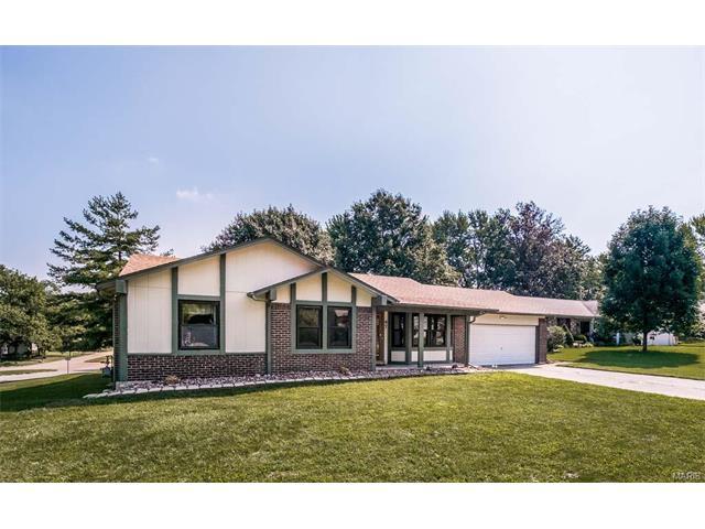 47 Scarsdale Ct, Saint Charles, MO 63303