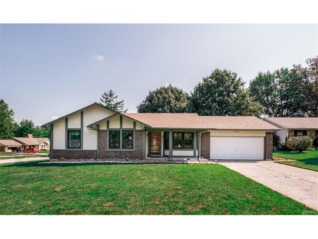  47 Scarsdale Ct, Saint Charles, MO 63303 photo 2