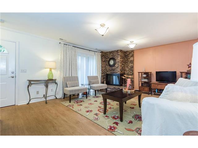 308 Carmel Woods Dr, Ellisville, MO 63021 photo 7