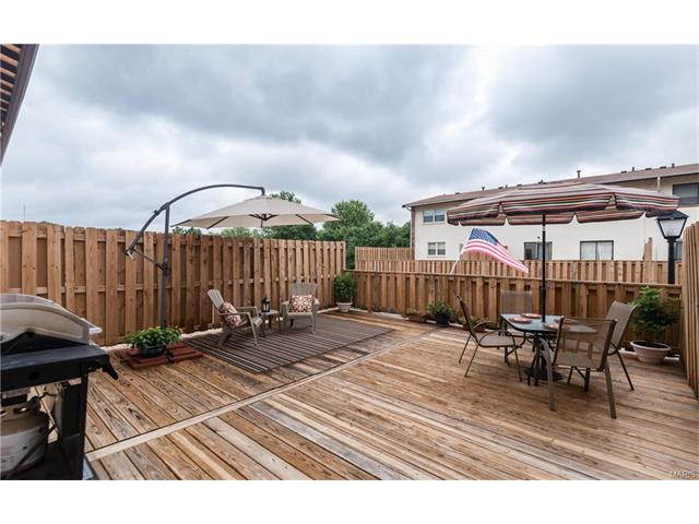 308 Carmel Woods Dr, Ellisville, MO 63021 photo 28