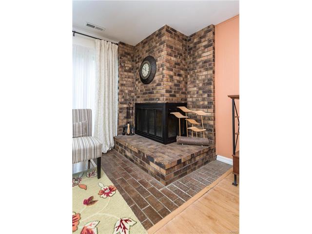 308 Carmel Woods Dr, Ellisville, MO 63021 photo 10