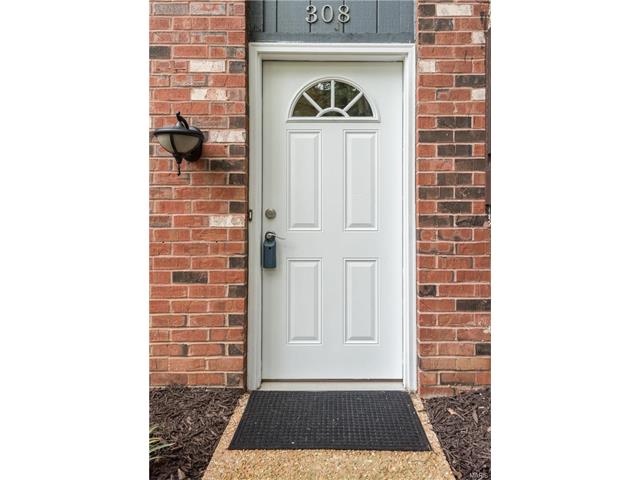308 Carmel Woods Dr, Ellisville, MO 63021 photo 5