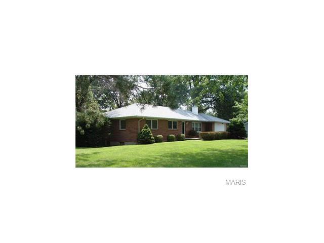 1592 N Main St, O Fallon, MO 63366 photo 1
