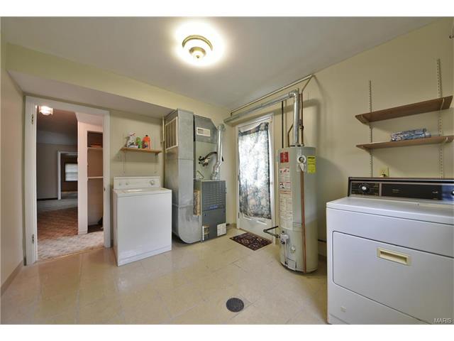 3438 Wright Ave, Saint Ann, MO 63074 photo 12