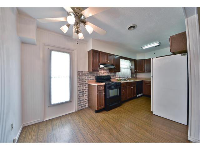 3438 Wright Ave, Saint Ann, MO 63074 photo 8