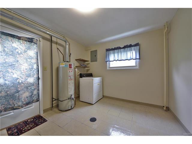 3438 Wright Ave, Saint Ann, MO 63074 photo 13