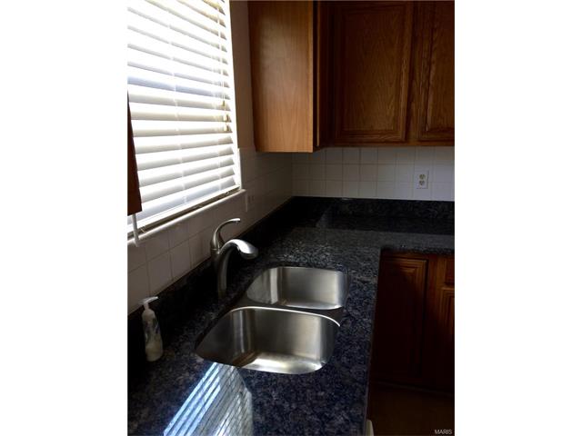 3759 Dax, Bridgeton, MO 63044 photo 4