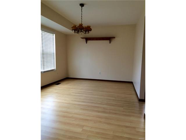 3759 Dax, Bridgeton, MO 63044 photo 6