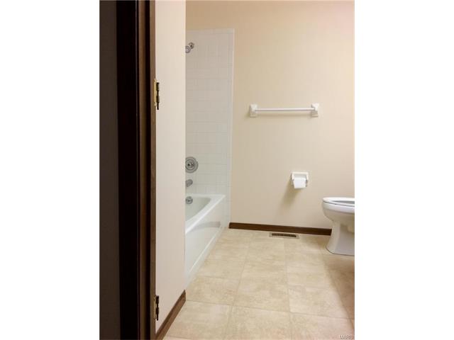 3759 Dax, Bridgeton, MO 63044 photo 11