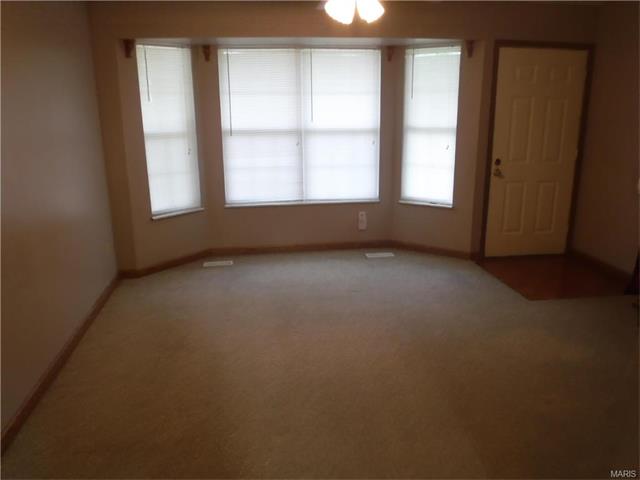2615 Amarillo Dr, O'fallon, MO 63368 photo 3