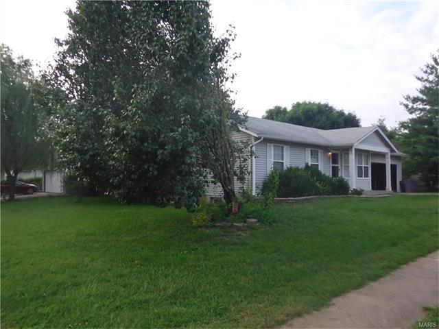 2615 Amarillo Dr, O'fallon, MO 63368 photo 2