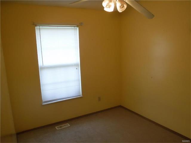 2615 Amarillo Dr, O'fallon, MO 63368 photo 12