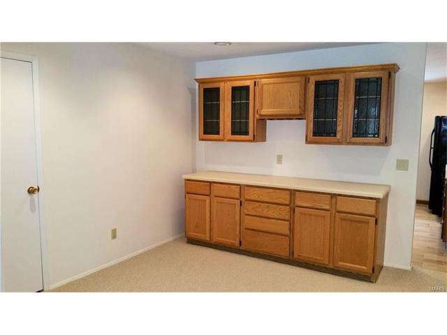 5 Summersweet Ln, Ballwin, MO 63011 photo 8