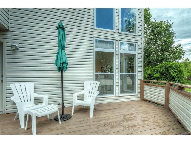 641 Hawk Run Dr, O'fallon, MO 63368 photo 23