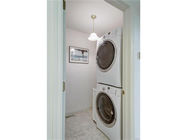 641 Hawk Run Dr, O'fallon, MO 63368 photo 22