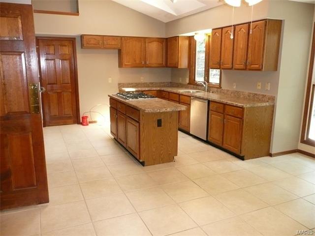 426 Thunderhead Canyon Dr, Ballwin, MO 63011 photo 14