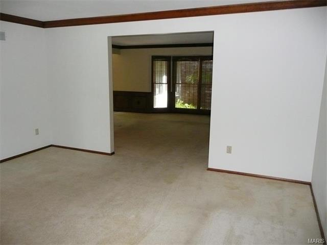 426 Thunderhead Canyon Dr, Ballwin, MO 63011 photo 9