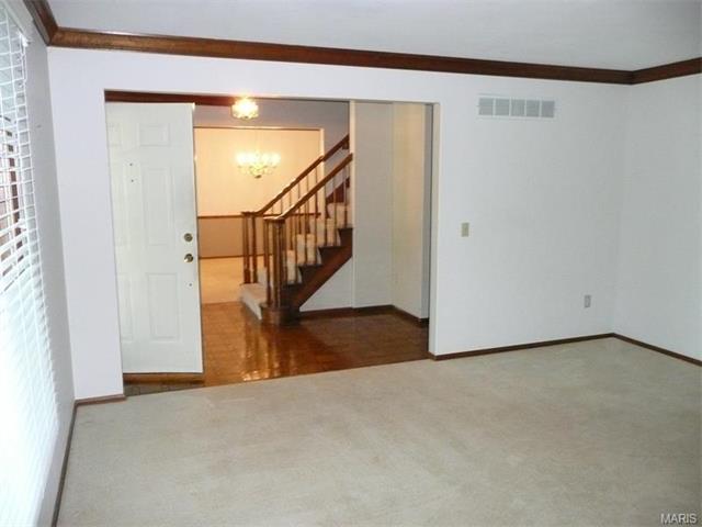 426 Thunderhead Canyon Dr, Ballwin, MO 63011 photo 8