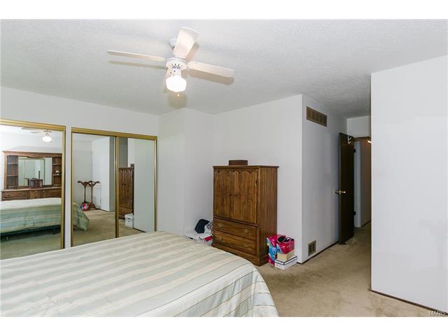 753 Rockridge Dr, Ballwin, MO 63021 photo 45