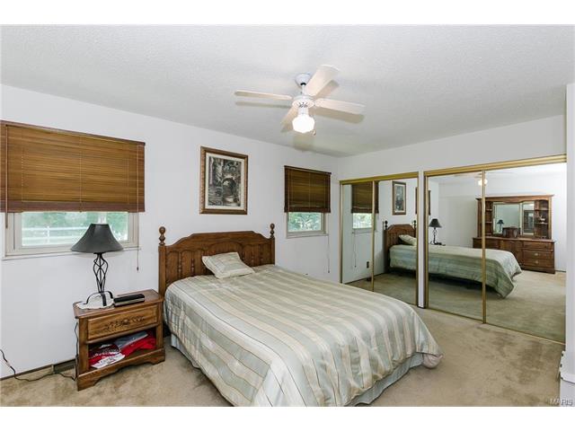 753 Rockridge Dr, Ballwin, MO 63021 photo 47