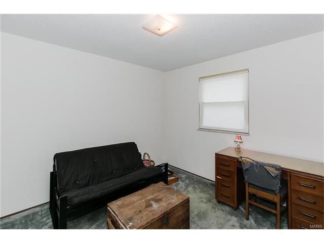 753 Rockridge Dr, Ballwin, MO 63021 photo 38