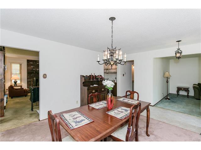 753 Rockridge Dr, Ballwin, MO 63021 photo 18