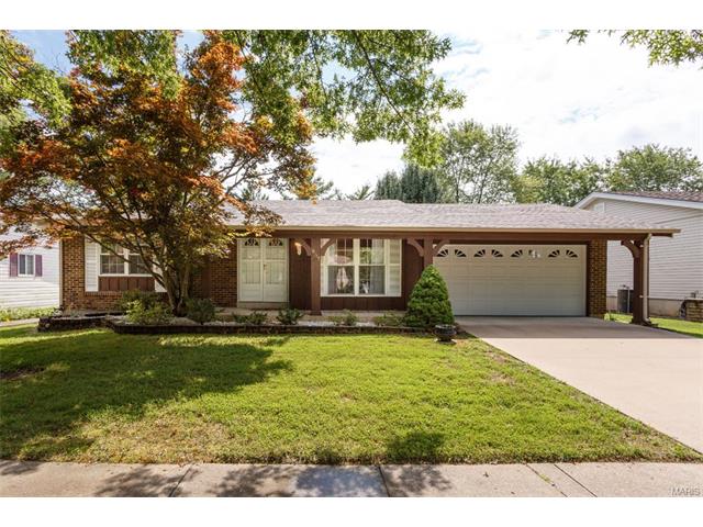 657 Towerwood, Ballwin, MO 63021 photo 1