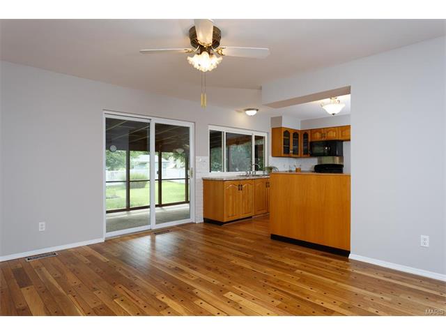 657 Towerwood, Ballwin, MO 63021 photo 5