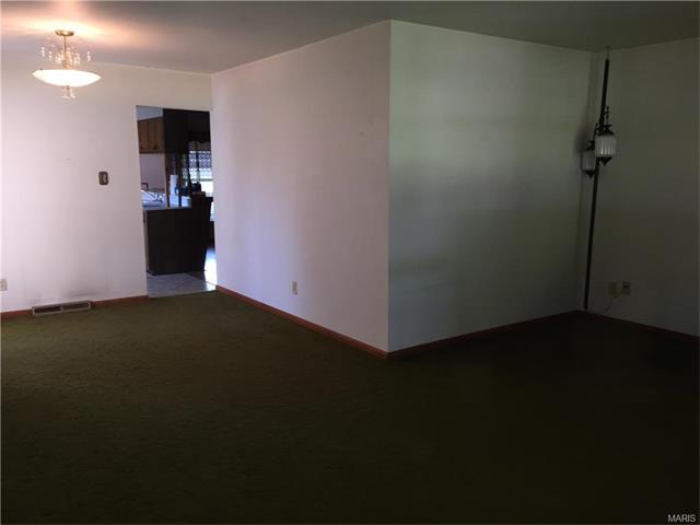 352 Cerny Ave, Eureka, MO 63025 photo 17