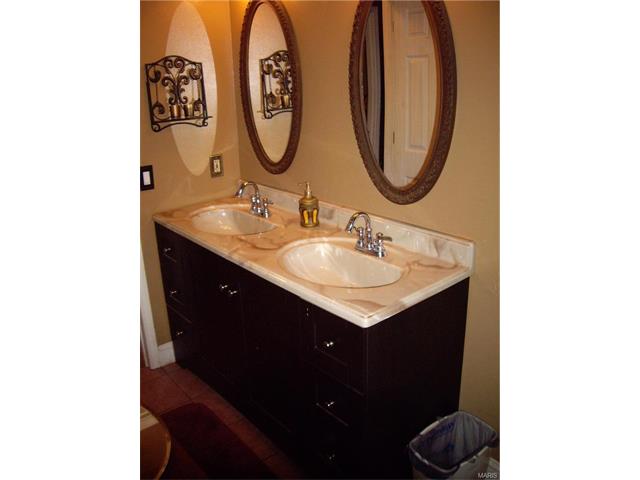402 Williams Dr, Eureka, MO 63025 photo 16