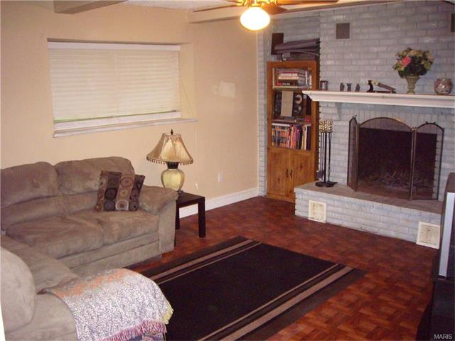 402 Williams Dr, Eureka, MO 63025 photo 12