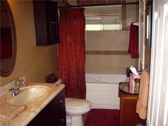 402 Williams Dr, Eureka, MO 63025 photo 17