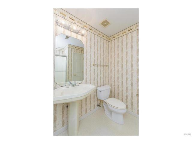 3020 Devilla Trl, Saint Charles, MO 63301 photo 28