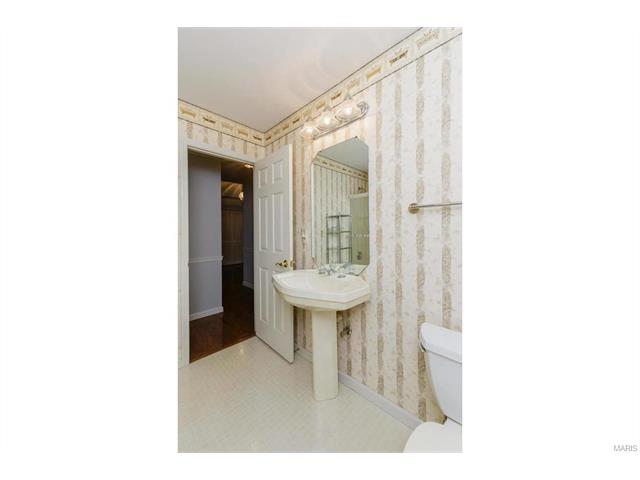 3020 Devilla Trl, Saint Charles, MO 63301 photo 29