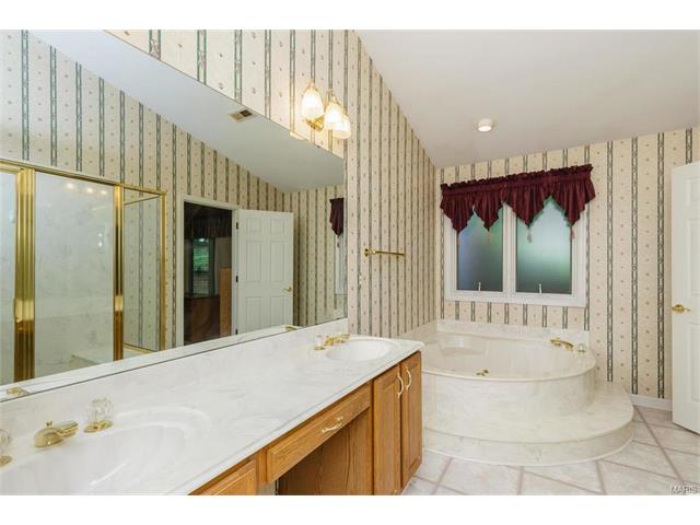 3020 Devilla Trl, Saint Charles, MO 63301 photo 24