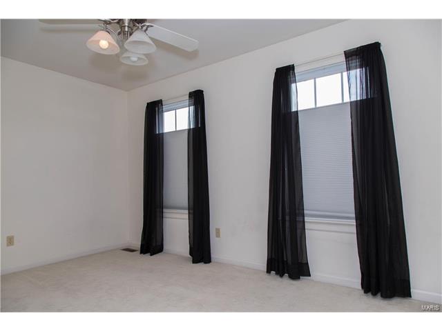 608 Hawk Run Dr, O'fallon, MO 63368 photo 19