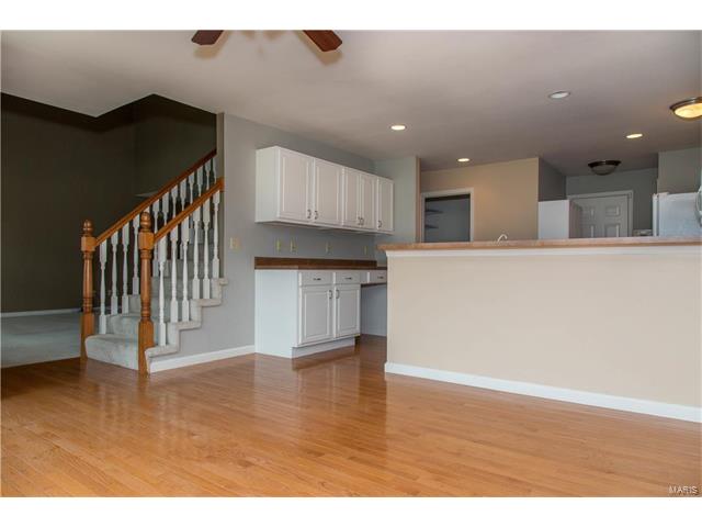 608 Hawk Run Dr, O'fallon, MO 63368 photo 18