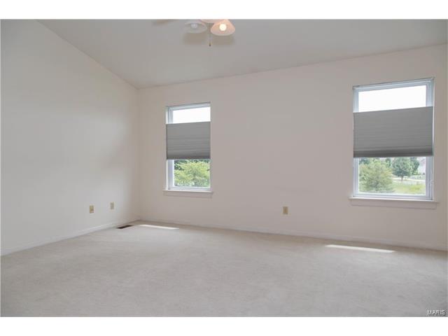 608 Hawk Run Dr, O'fallon, MO 63368 photo 22