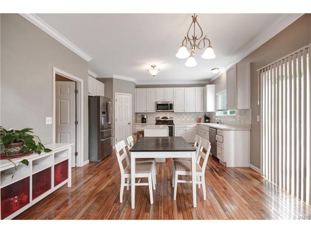 818 Emerald Oaks Ct, Eureka, MO 63025 photo 11