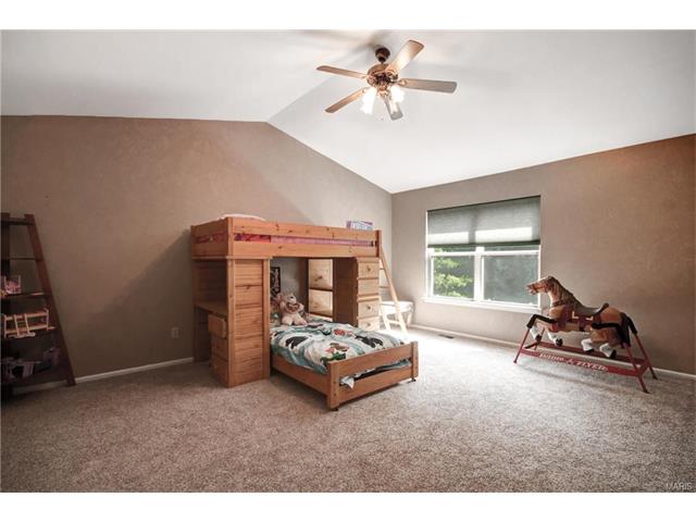 818 Emerald Oaks Ct, Eureka, MO 63025 photo 19