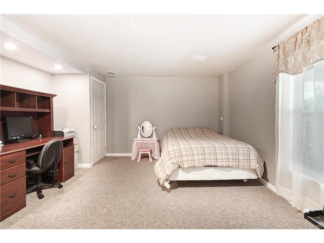 818 Emerald Oaks Ct, Eureka, MO 63025 photo 32