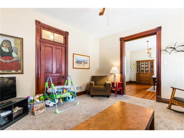 210 S Moore St, Waterloo, IL 62298 photo 8