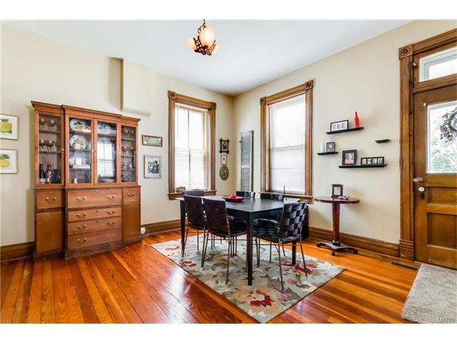 210 S Moore St, Waterloo, IL 62298 photo 4