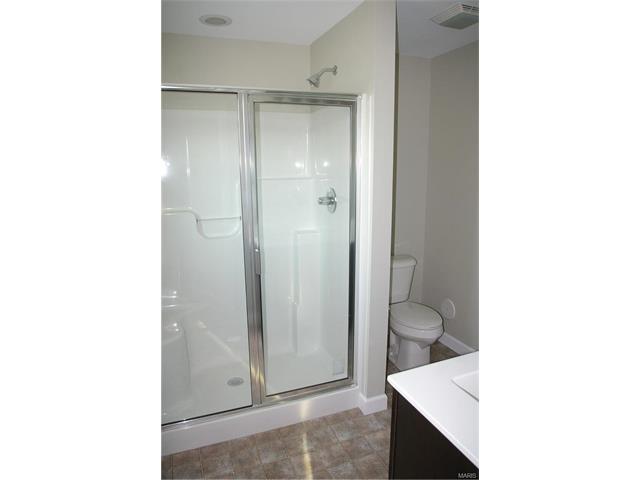 904 W 3rd, Aviston, IL 62216 photo 9