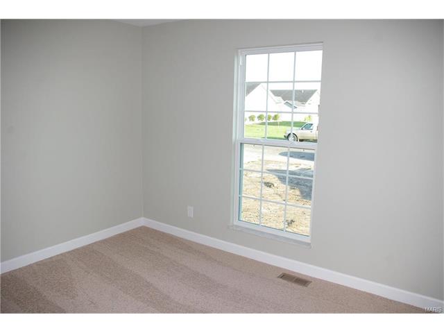 904 W 3rd, Aviston, IL 62216 photo 11