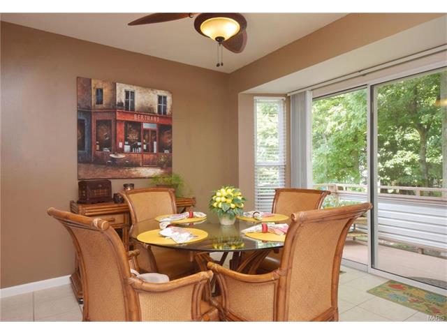 645 Hawk Run Dr, O Fallon, MO 63368 photo 5