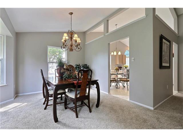 16946 Hickory Forest Ln, Wildwood, MO 63011 photo 8