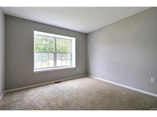 16946 Hickory Forest Ln, Wildwood, MO 63011 photo 20