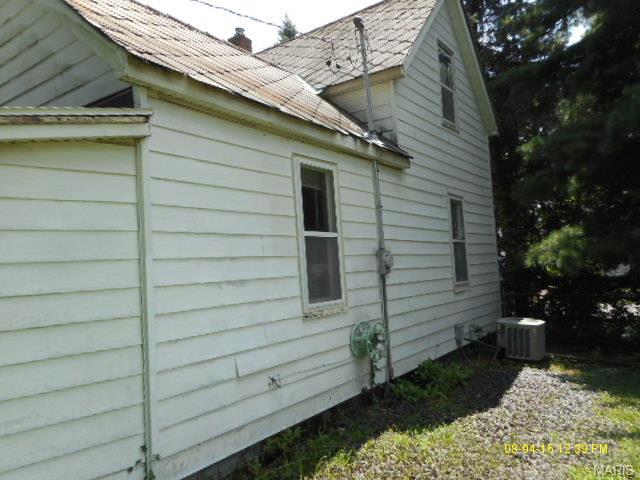 110 E Adams St, O Fallon, IL 62269 photo 3