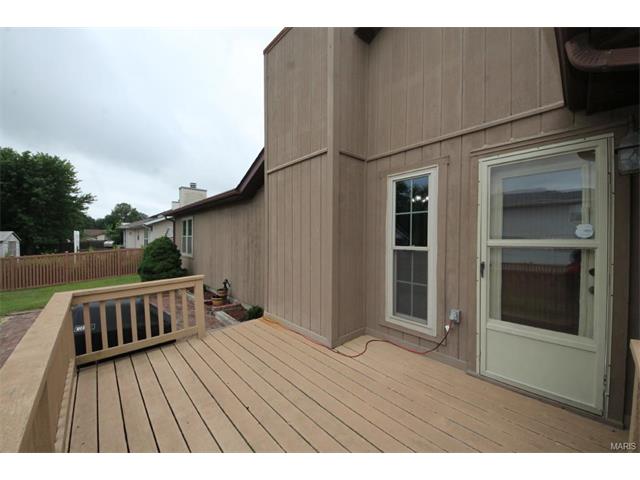 1542 Thunderbird Ln, Belleville, IL 62221 photo 40